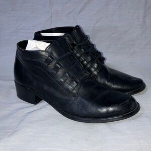 “Partners” made in Brazil women’s size 6 1/2 Elegant Black Leather Ankle Booties